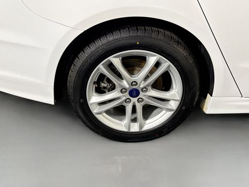 Used 2018 Ford Fusion S FWD image 33