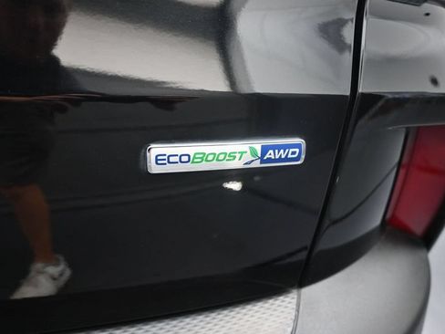 Used 2020 Ford Escape Titanium AWD/4WD image 11