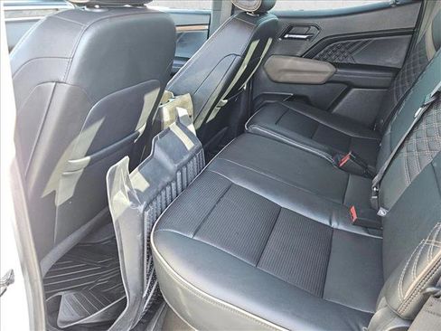 Used 2023 GMC Canyon Denali image 19