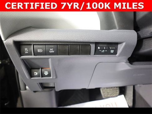 Used 2021 Toyota Sienna XSE image 19