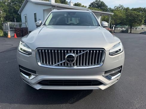 Used 2025 Volvo XC90 T8 Ultra AWD/4WD image 2