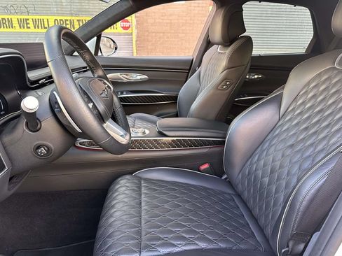 Used 2023 Genesis GV70 3.5T Sport w/ Sport Prestige Package AWD/4WD image 16