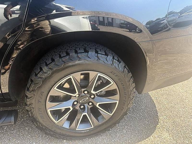 Used 2022 Chevrolet Tahoe Z71 AWD/4WD image 33