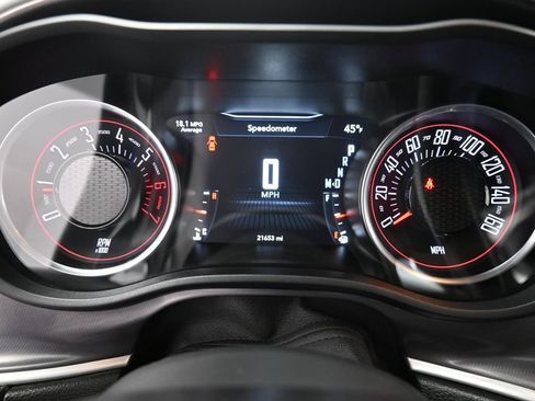 Used 2021 Dodge Challenger R/T image 14