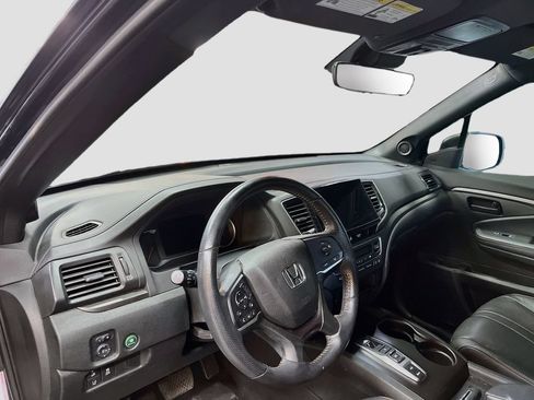 Used 2022 Honda Pilot TrailSport image 9