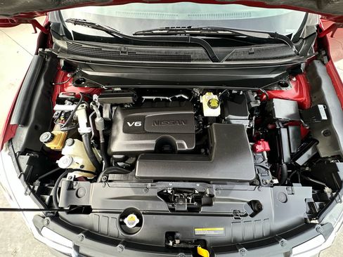 Used 2019 Nissan Pathfinder SV image 59