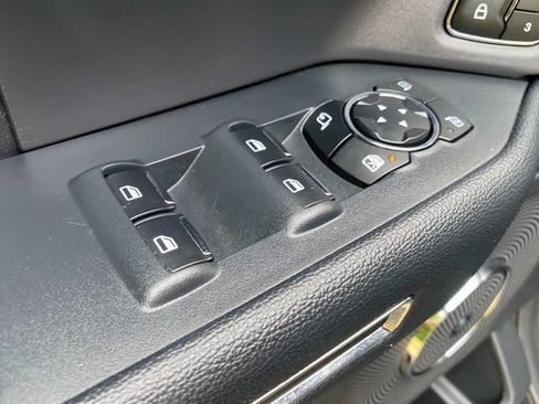 Used 2023 Ford Expedition Limited RWD image 13