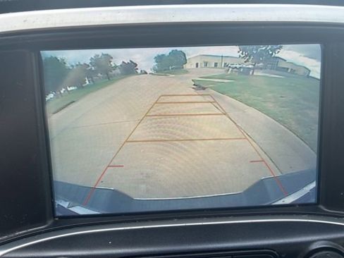 Used 2018 GMC Sierra 1500 SLT w/ SLT Premium Package image 17