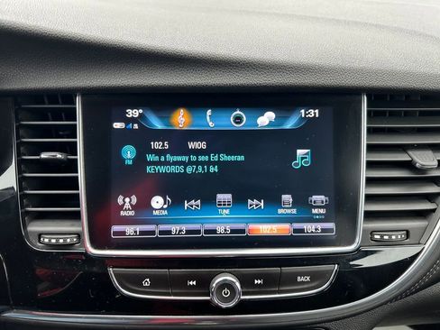 Used 2018 Buick Encore Preferred image 25