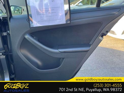 Used 2014 Volkswagen Jetta SE FWD image 13