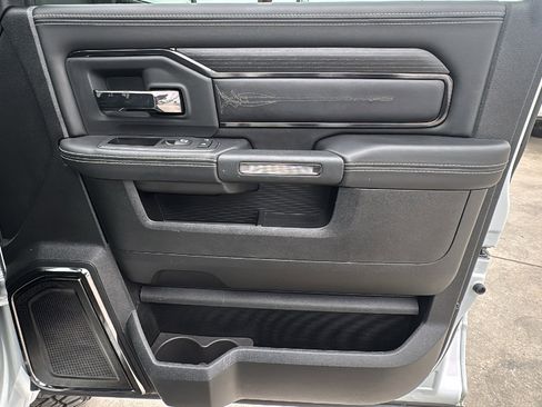 Certified 2024 RAM 2500 Limited image 26