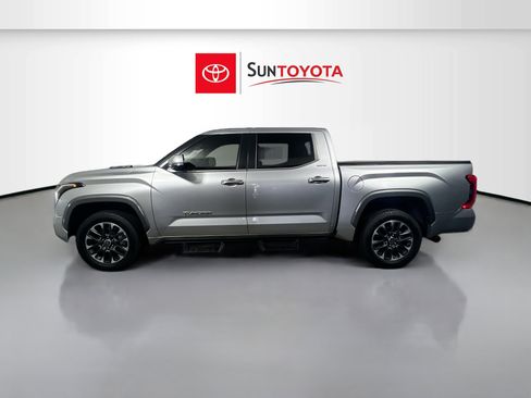 Used 2024 Toyota Tundra Limited AWD/4WD image 7