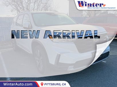 Used 2025 Honda Pilot Elite