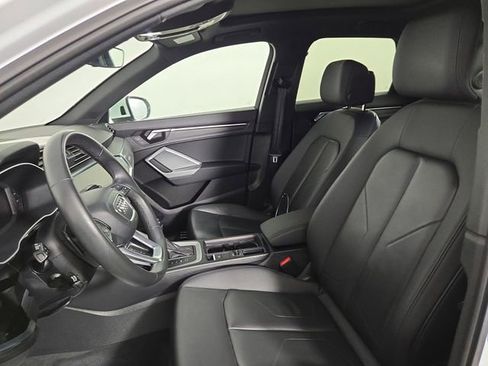 Used 2025 Audi Q3 2.0T Premium AWD/4WD image 12