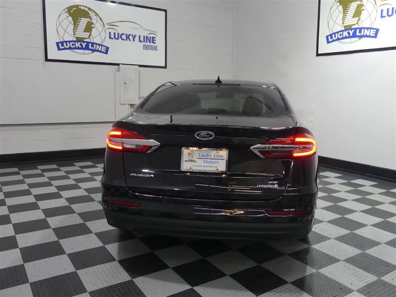 Used 2019 Ford Fusion SE FWD image 8
