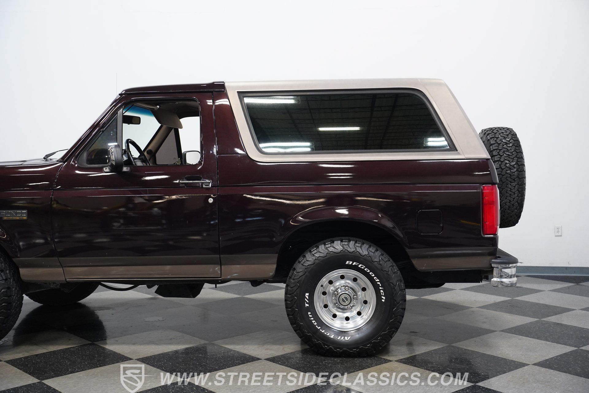 Used 1996 Ford Bronco Eddie Bauer AWD/4WD image 23