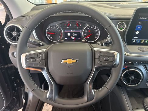 New 2025 Chevrolet Blazer LT w/ Sound & Technology Package AWD/4WD image 21