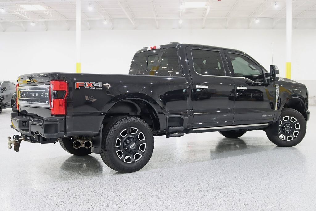 Used 2024 Ford F350 Platinum AWD/4WD image 9
