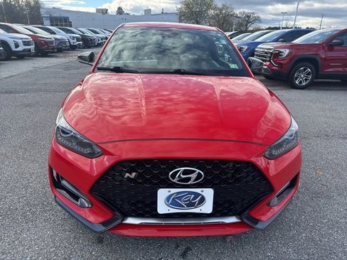 Used 2022 Hyundai Veloster N image 2