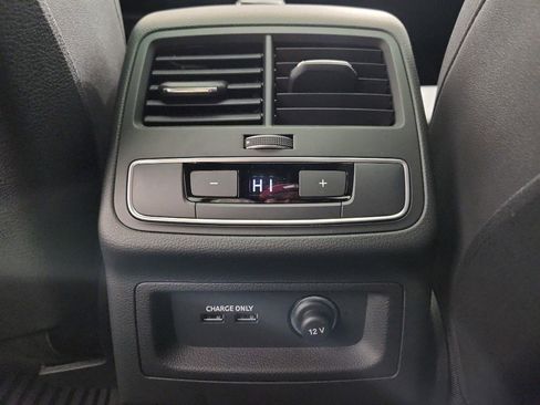 Used 2023 Audi A4 2.0T Premium Plus w/ Premium Plus Package image 38