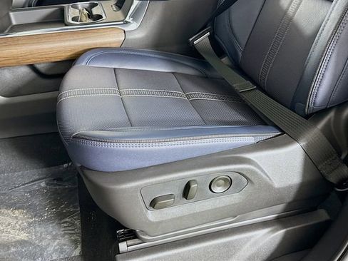 New 2026 Chevrolet Silverado 3500 High Country w/ High Country Premium Package AWD/4WD image 21