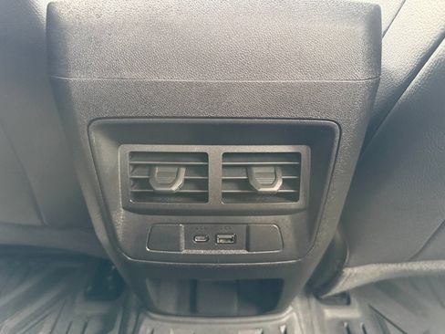 Used 2025 GMC Canyon Denali AWD/4WD image 27