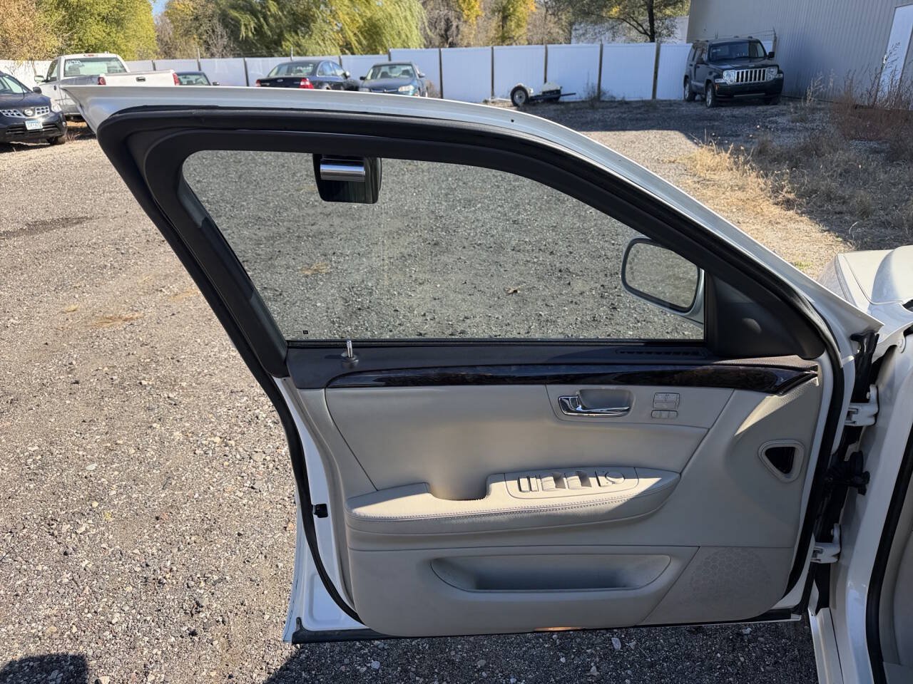 Used 2008 Cadillac DTS FWD image 20