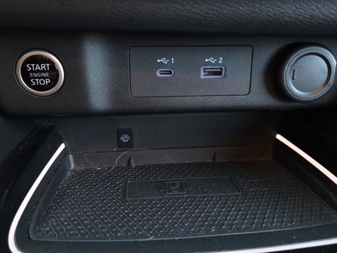 Used 2021 Nissan Rogue Platinum image 26