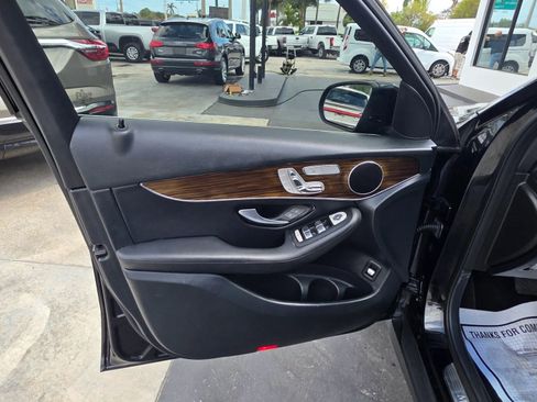 Used 2019 Mercedes-Benz GLC 300 image 53