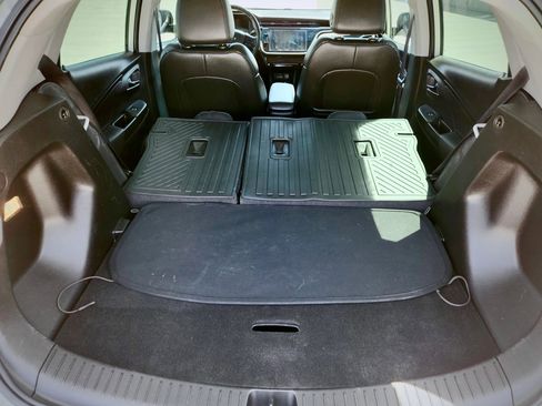 Used 2023 Chevrolet Bolt LT w/ Infotainment Package FWD image 27