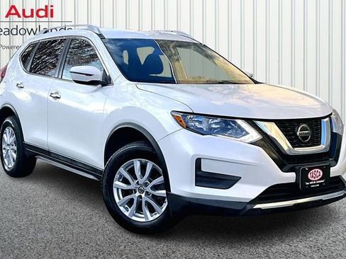 Used 2019 Nissan Rogue SV image 3