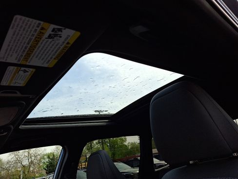 Certified 2025 Subaru Forester Premium image 15