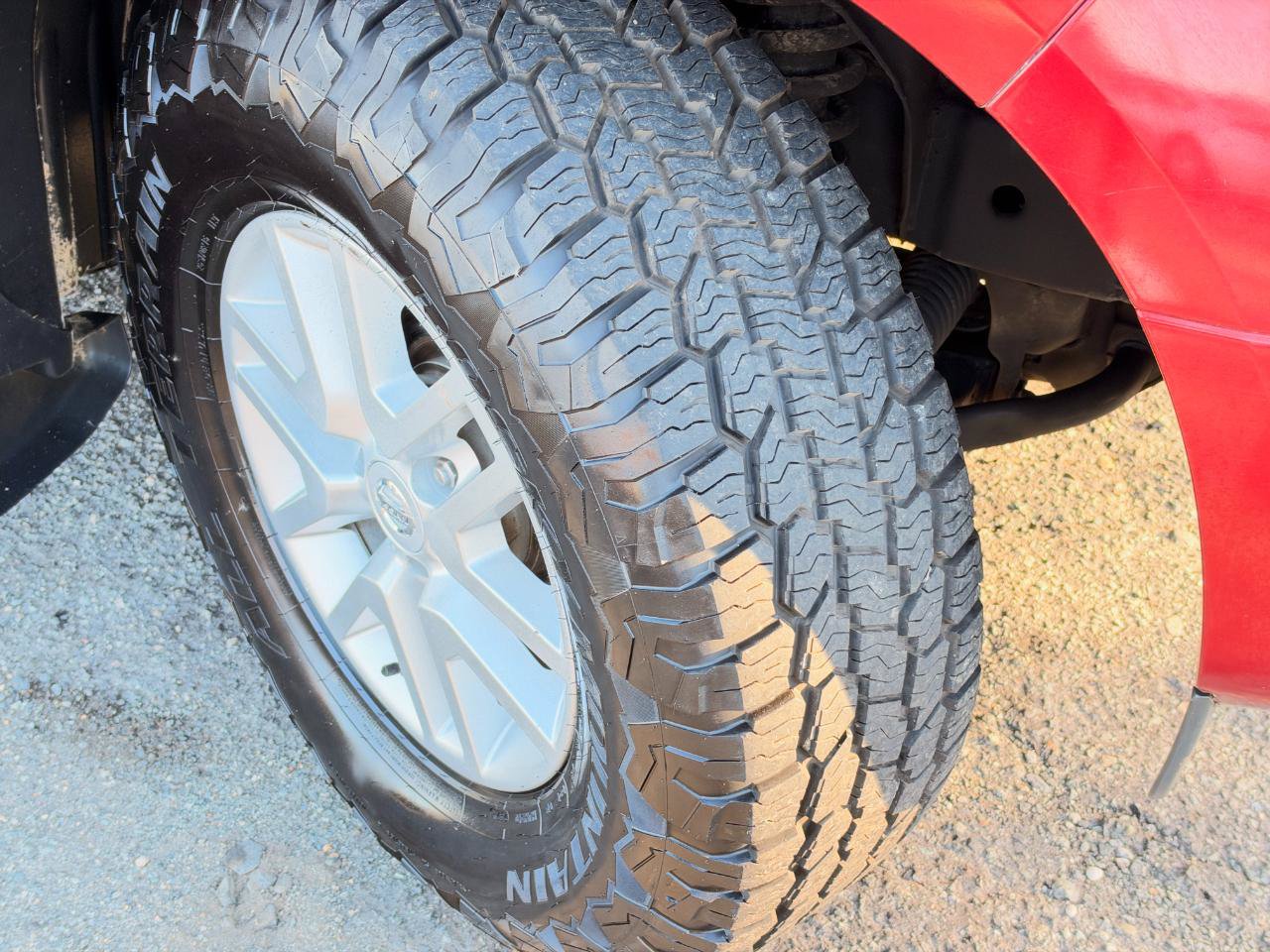 Used 2019 Nissan Frontier SV AWD/4WD image 83