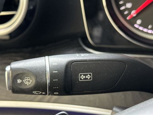Used 2017 Mercedes-Benz E 300 image 27