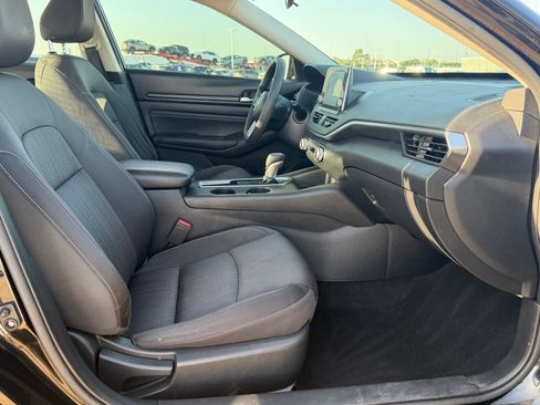 Used 2020 Nissan Altima 2.5 S FWD image 34