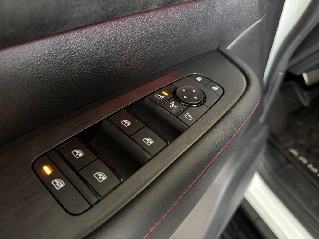 Used 2026 Nissan Armada NISMO AWD/4WD image 53