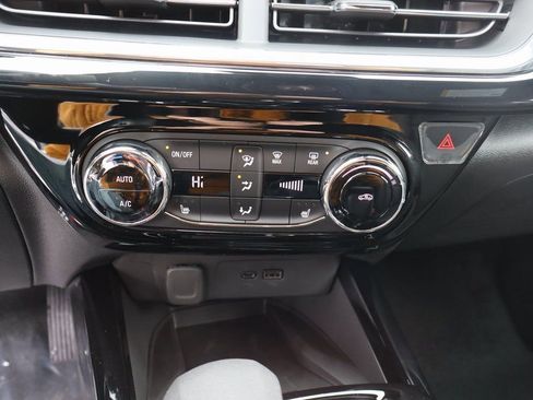 New 2026 Chevrolet Trax RS w/ Sunroof Package image 13