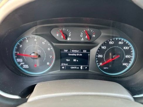 Used 2022 Chevrolet Malibu LT FWD image 15