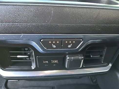 Used 2020 Chevrolet Silverado 3500 LTZ w/ LTZ Premium Package image 22