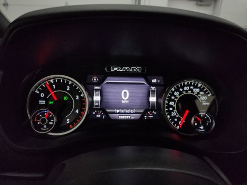 Used 2022 RAM 3500 Big Horn w/ Level A Equipment Group image 10