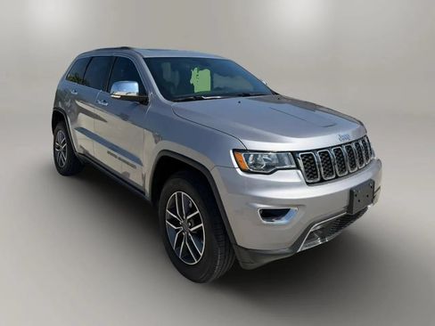 Used 2018 Jeep Grand Cherokee Limited AWD/4WD image 1