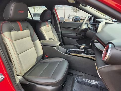 Used 2026 Chevrolet Trax RS w/ Sunroof Package image 20