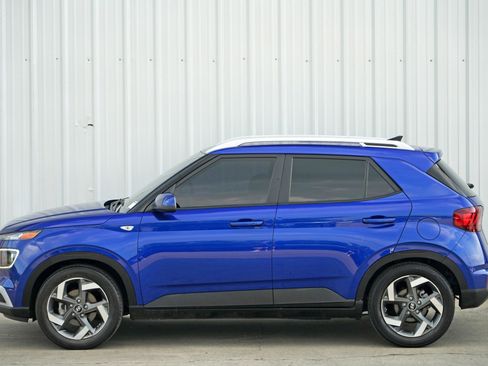 Used 2022 Hyundai Venue Limited w/ Cargo Package image 44