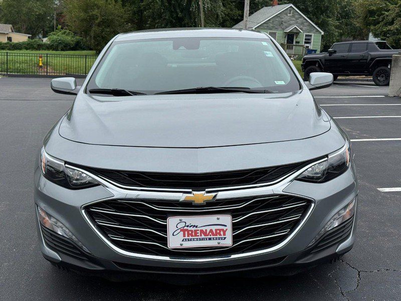 Used 2024 Chevrolet Malibu LT FWD image 9