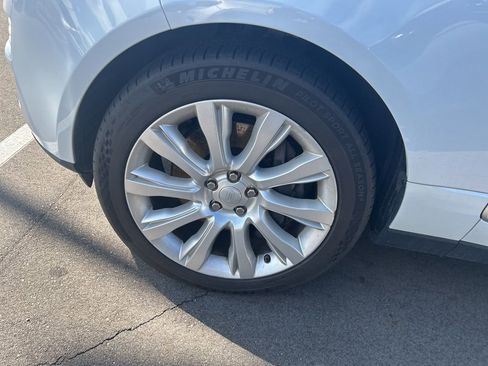 Used 2015 Land Rover Range Rover Supercharged image 7