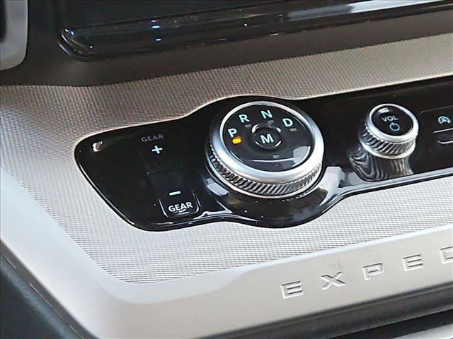 Used 2026 Ford Expedition Max Active RWD image 12