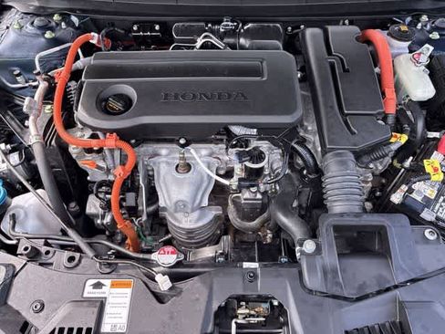Used 2024 Honda Accord Touring image 15