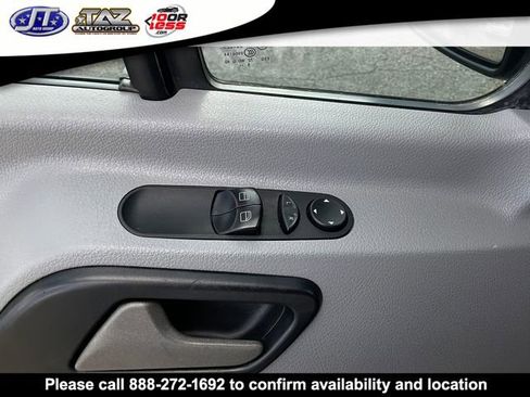 Used 2016 Mercedes-Benz Sprinter 2500 image 11