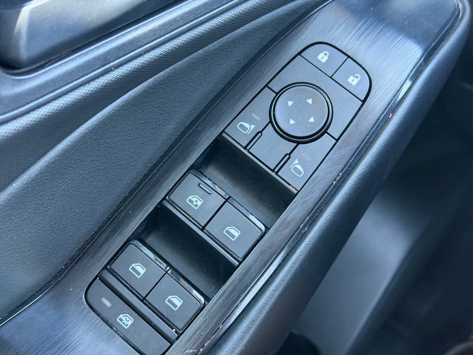 Certified 2025 Nissan Rogue S FWD image 25