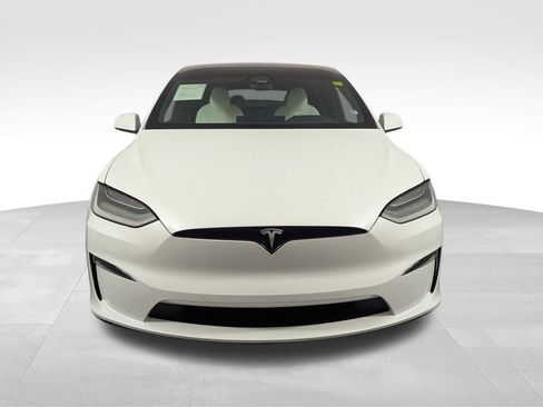 Used 2022 Tesla Model X Plaid image 16